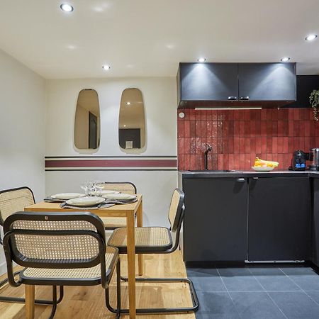 Apartment St Honore By Studio Prestige Paris Exterior photo